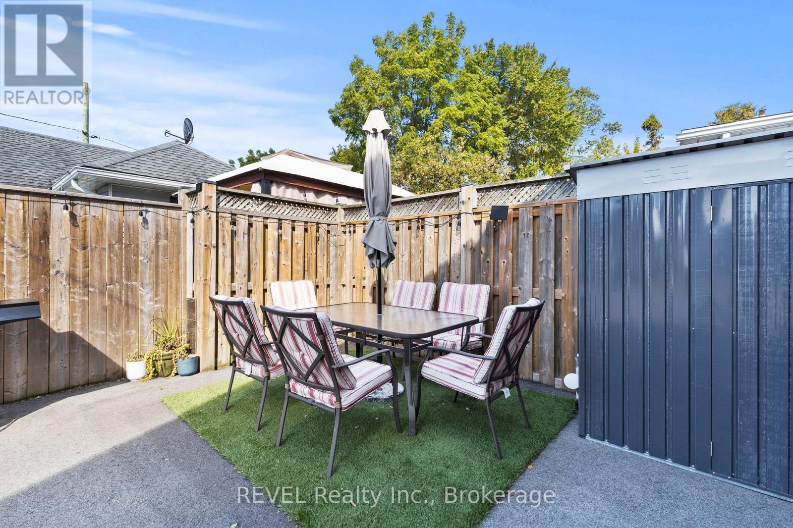 313 Ridgeway Road, Fort Erie (Crystal Beach), Ontario  L0S 1B0 - Photo 22 - X12950770