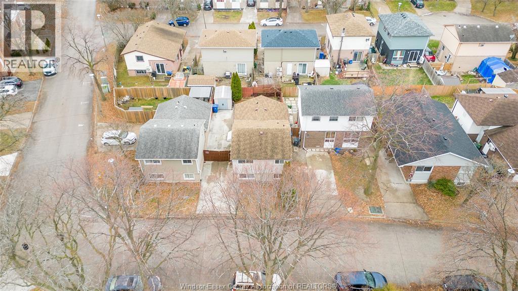 1229 Arncliffe, Windsor, Ontario    - Photo 31 - 26006913