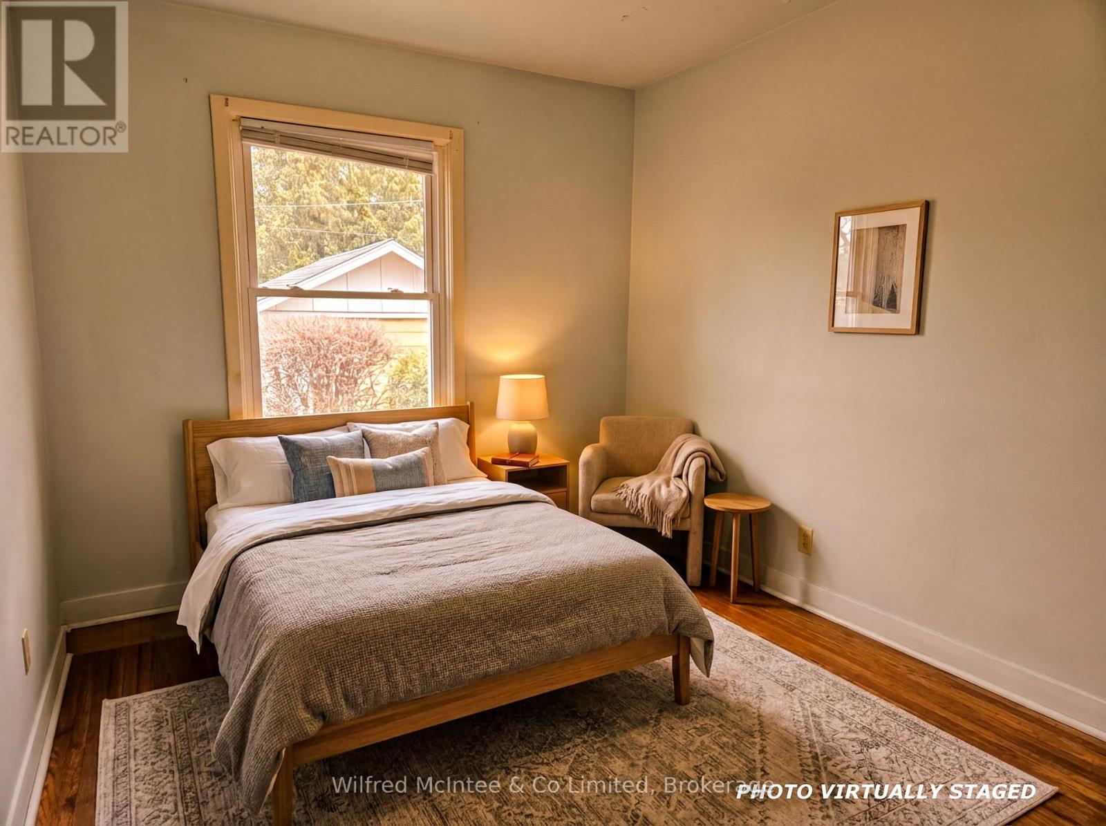 69 Haliburton Avenue, Toronto, Ontario  M9B 4Y6 - Photo 13 - W12950862