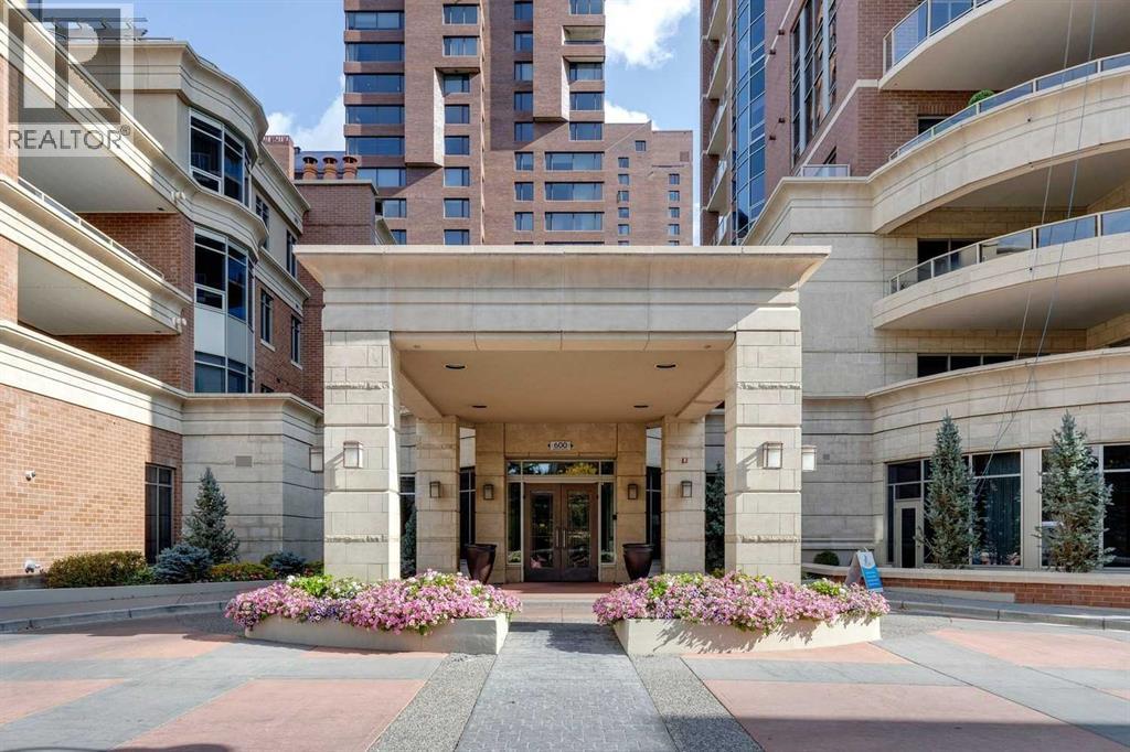 404, 600 Princeton Way SW, Calgary, Alberta  T2P 5N4 - Photo 3 - A2294035