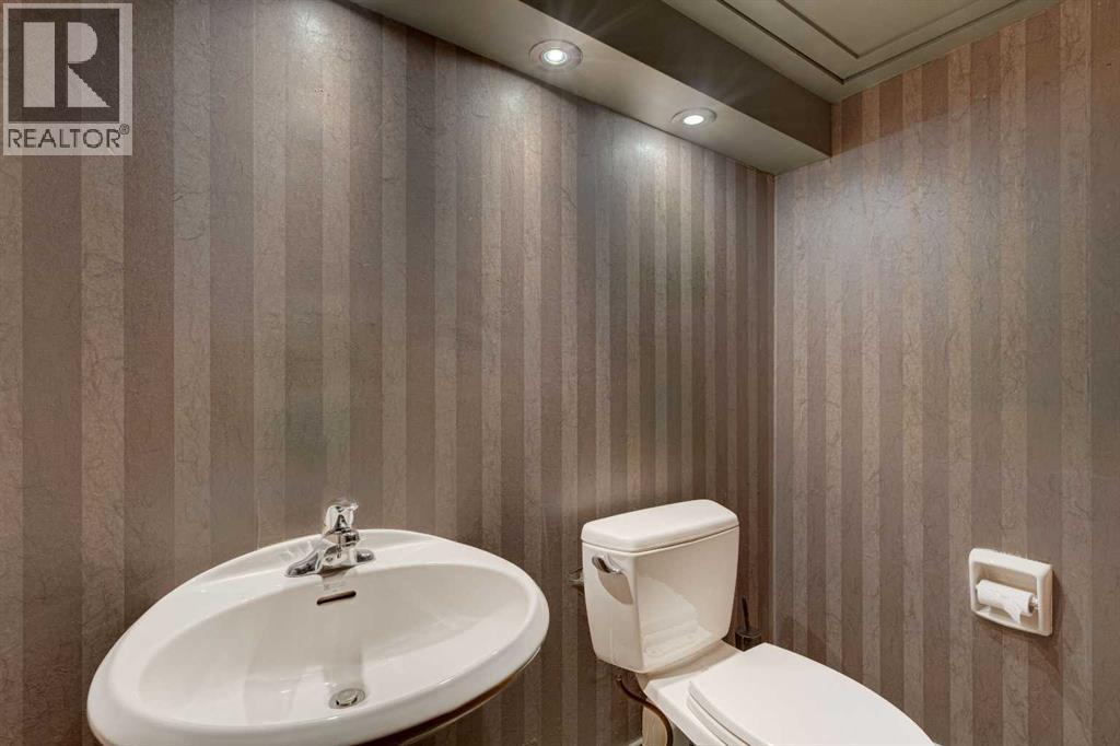 2000a, 500 Eau Claire Avenue SW, Calgary, Alberta  T2P 3R8 - Photo 25 - A2294686