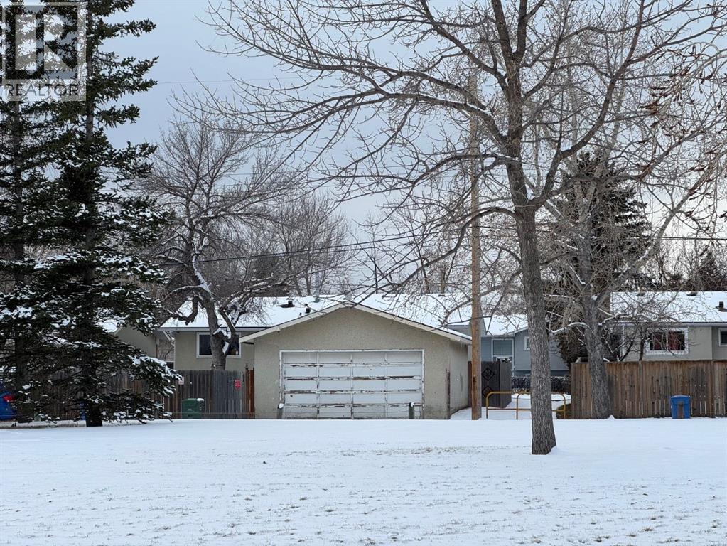 208 Forest Road SE, Calgary, Alberta  T2A 5B7 - Photo 6 - A2297811