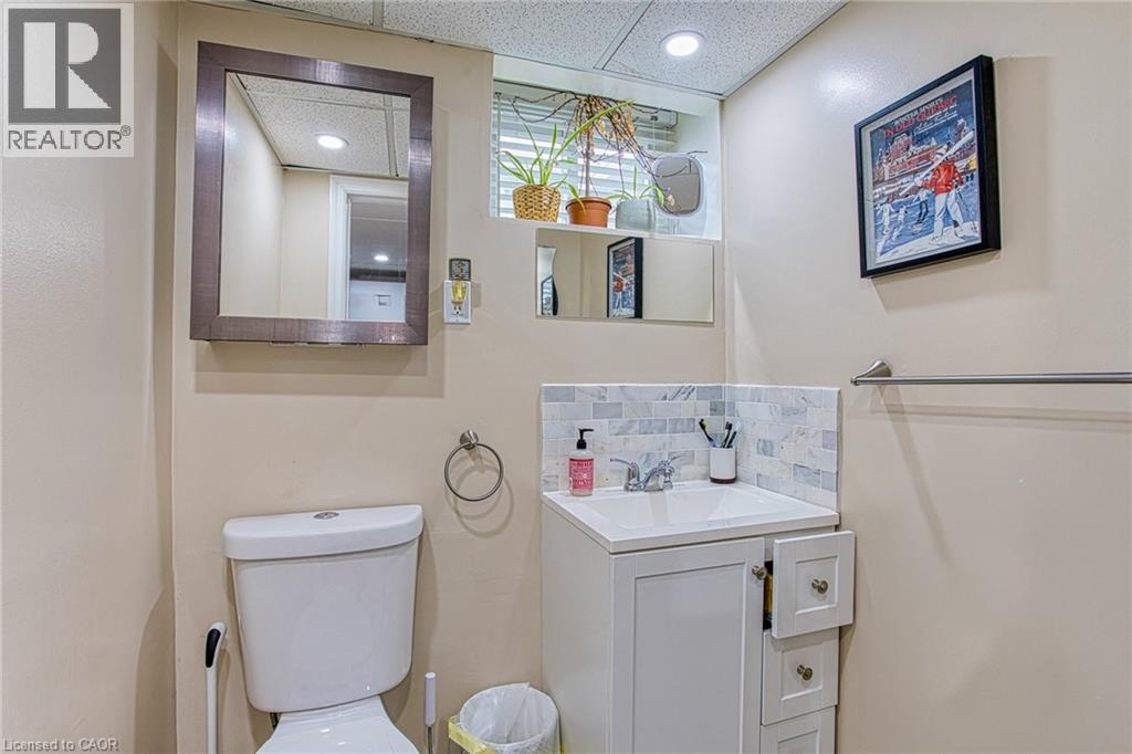 3 Elvia Court, Stoney Creek, Ontario  L8G 3W8 - Photo 21 - 40817093