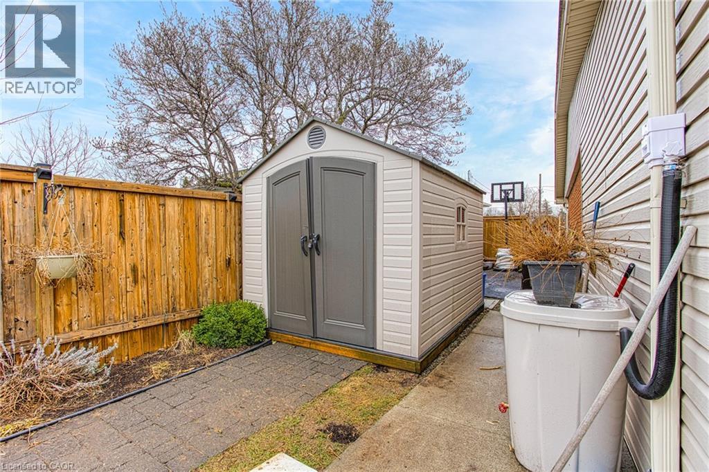 3 Elvia Court, Stoney Creek, Ontario  L8G 3W8 - Photo 25 - 40817093