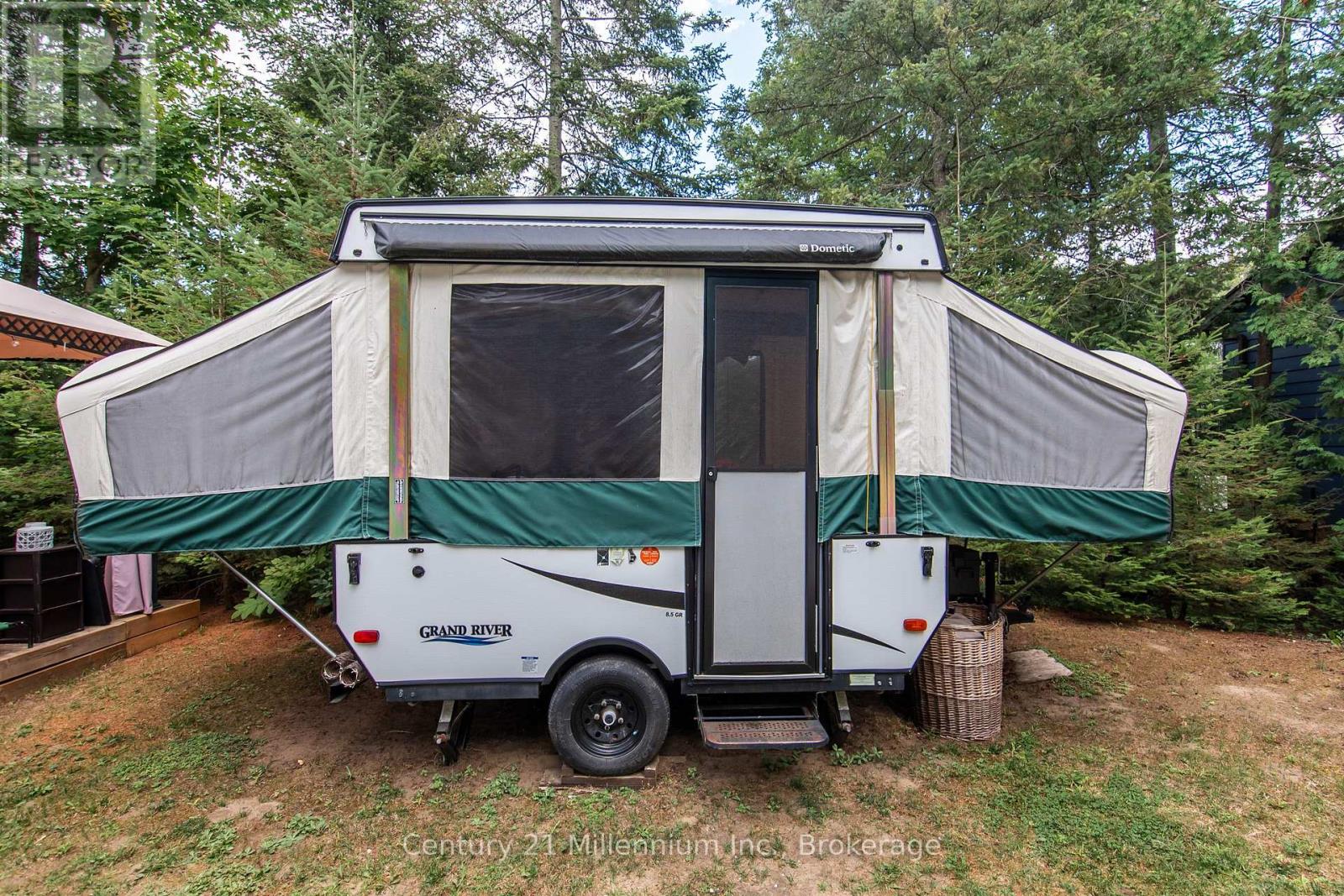 2 Hamilton Place, South Bruce Peninsula, Ontario  N0H 2G0 - Photo 46 - X12950714