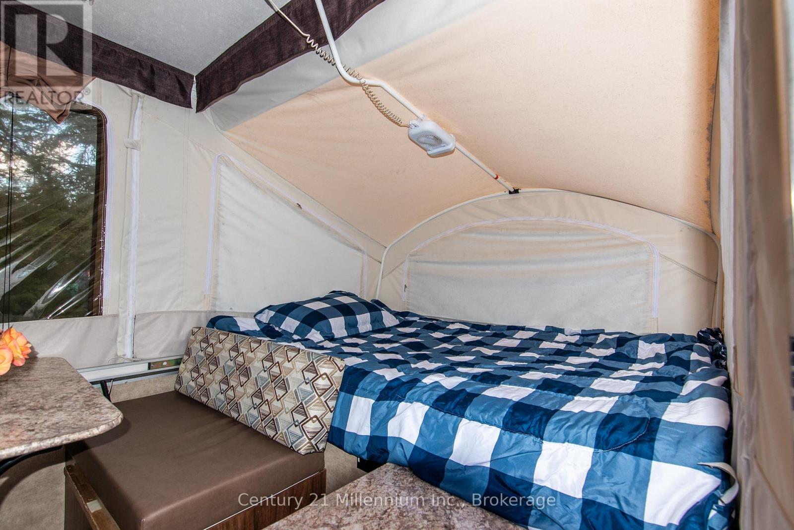 2 Hamilton Place, South Bruce Peninsula, Ontario  N0H 2G0 - Photo 49 - X12950714