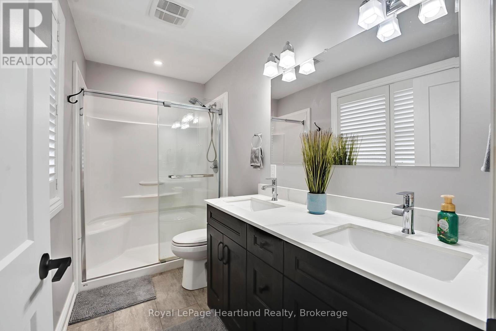 20 Crawford Street, North Huron, Ontario  N0G 2W0 - Photo 23 - X12950760