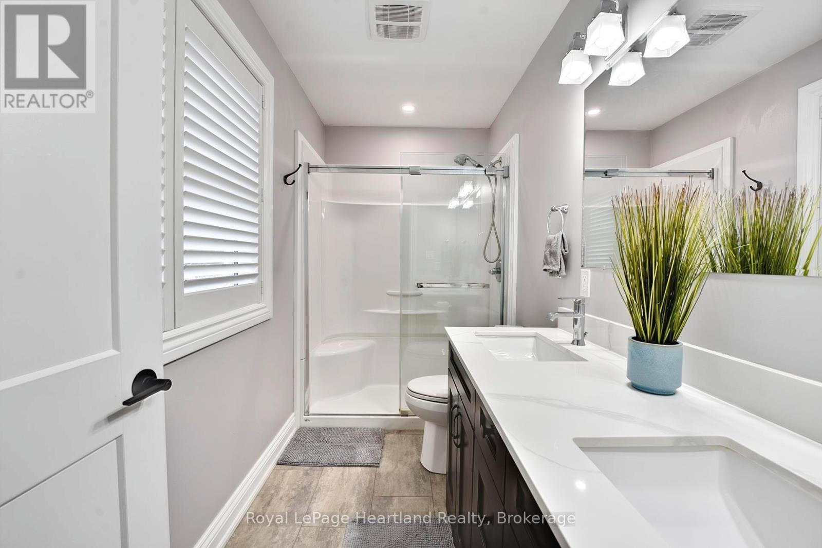 20 Crawford Street, North Huron, Ontario  N0G 2W0 - Photo 24 - X12950760