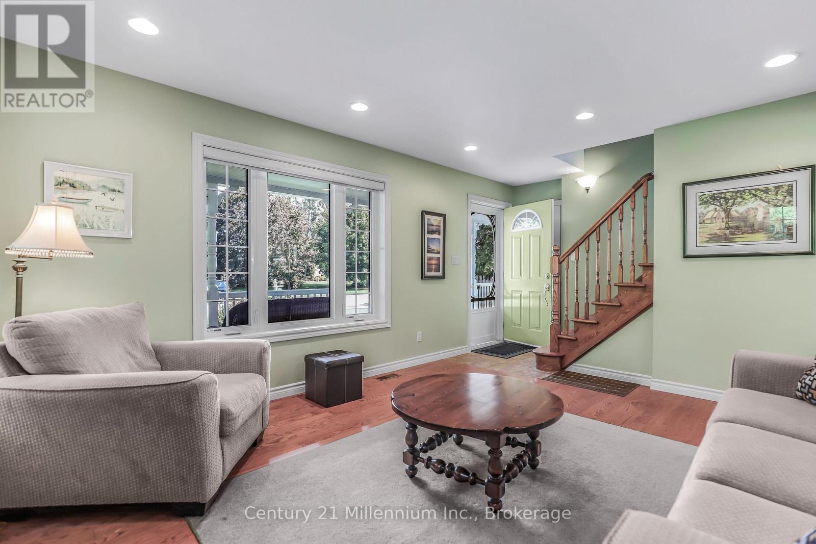 171 Island Street, Saugeen Shores, Ontario  N0H 2L0 - Photo 12 - X12950848