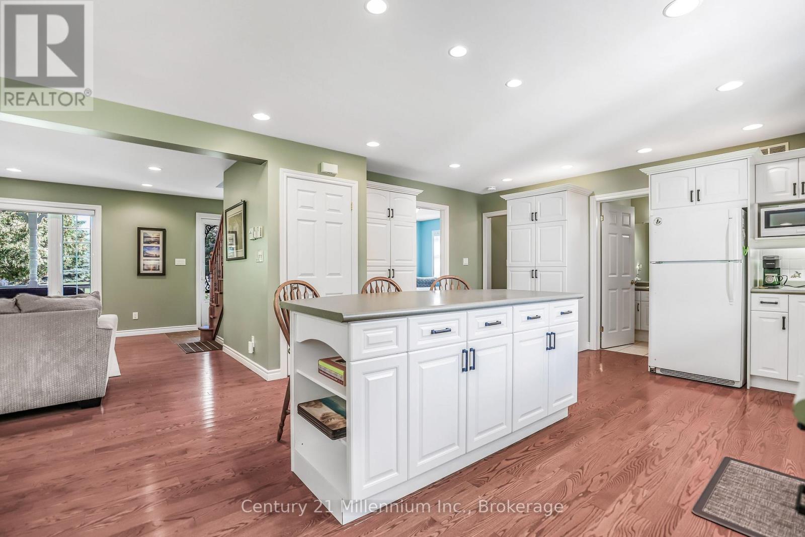 171 Island Street, Saugeen Shores, Ontario  N0H 2L0 - Photo 16 - X12950848