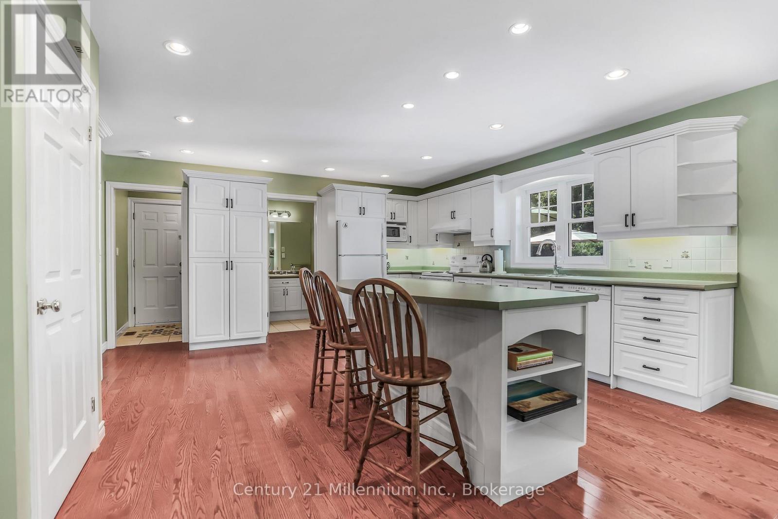 171 Island Street, Saugeen Shores, Ontario  N0H 2L0 - Photo 18 - X12950848