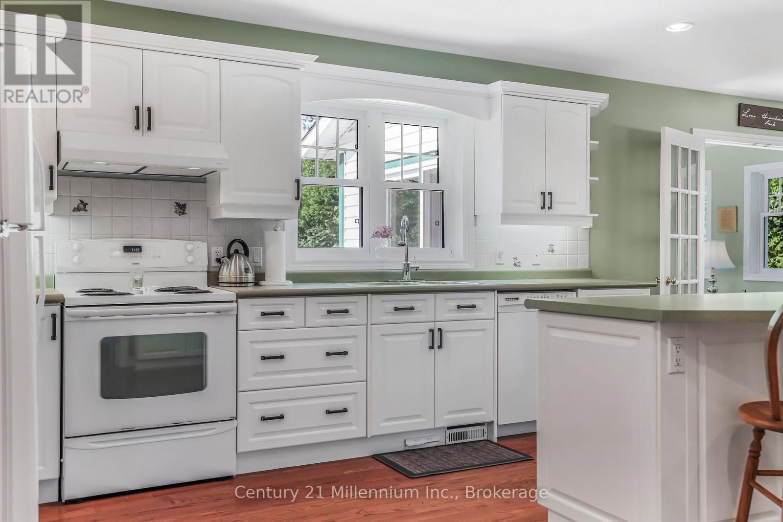 171 Island Street, Saugeen Shores, Ontario  N0H 2L0 - Photo 19 - X12950848