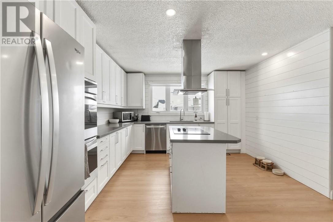 3182 Leo Avenue, Val Caron, Ontario  P3N 1B7 - Photo 11 - 2126978