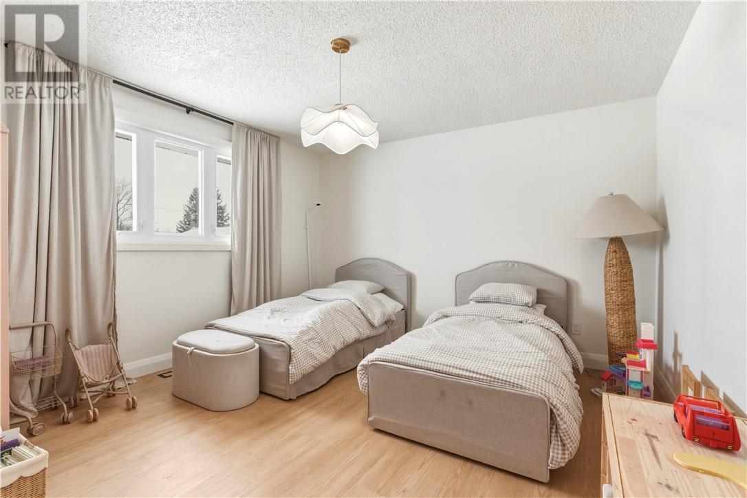 3182 Leo Avenue, Val Caron, Ontario  P3N 1B7 - Photo 15 - 2126978