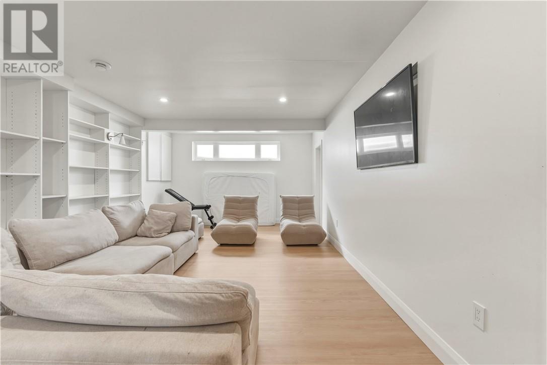 3182 Leo Avenue, Val Caron, Ontario  P3N 1B7 - Photo 20 - 2126978