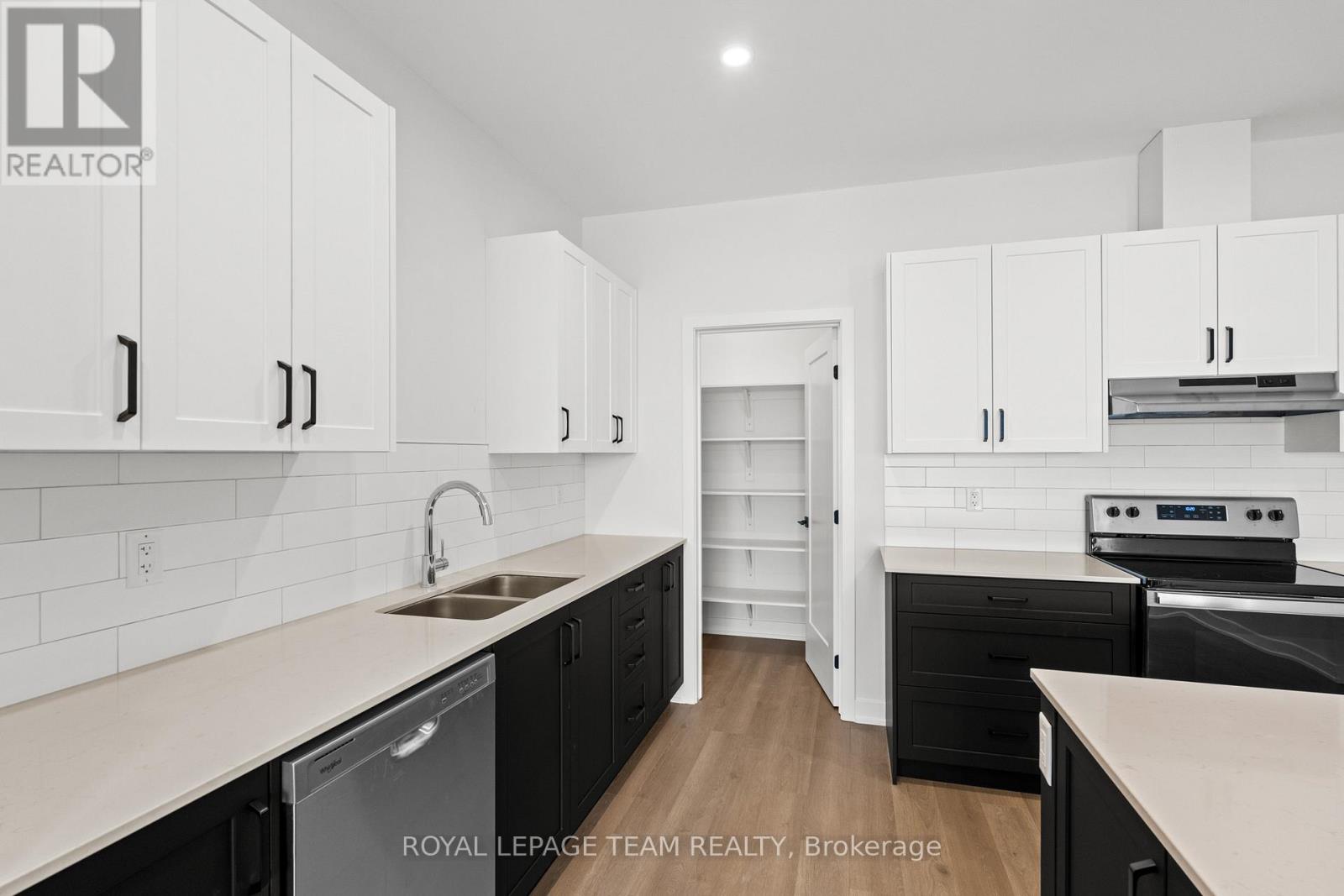 2 - 1098 Moore Street, Brockville, Ontario  K6V 7N1 - Photo 12 - X12835016