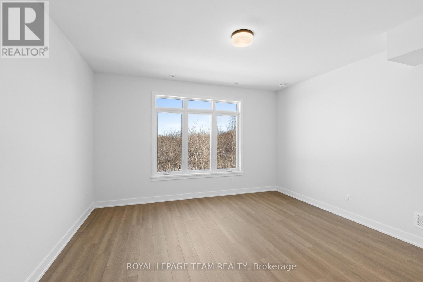 2 - 1098 Moore Street, Brockville, Ontario  K6V 7N1 - Photo 19 - X12835016