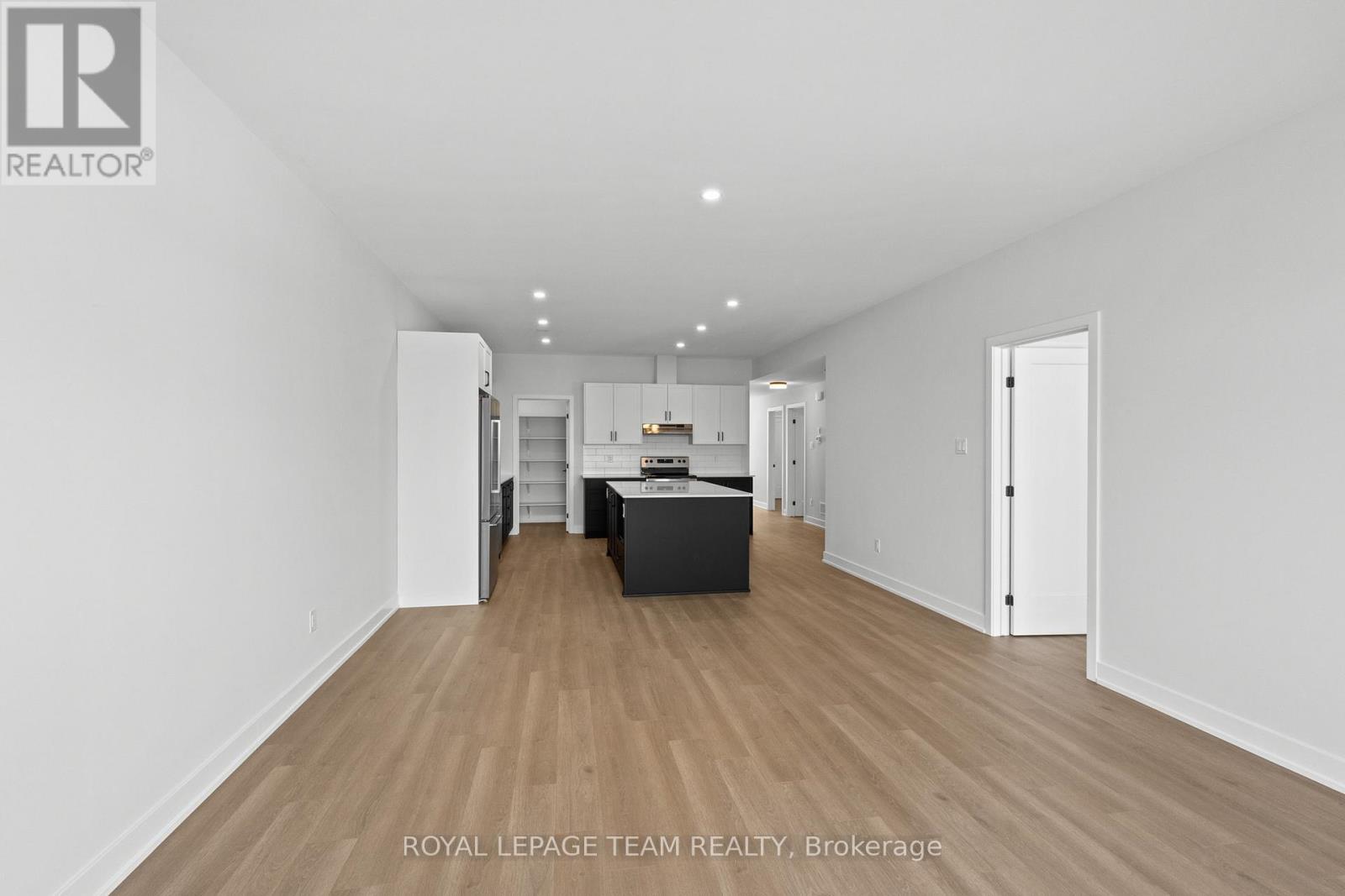 2 - 1098 Moore Street, Brockville, Ontario  K6V 7N1 - Photo 17 - X12835016