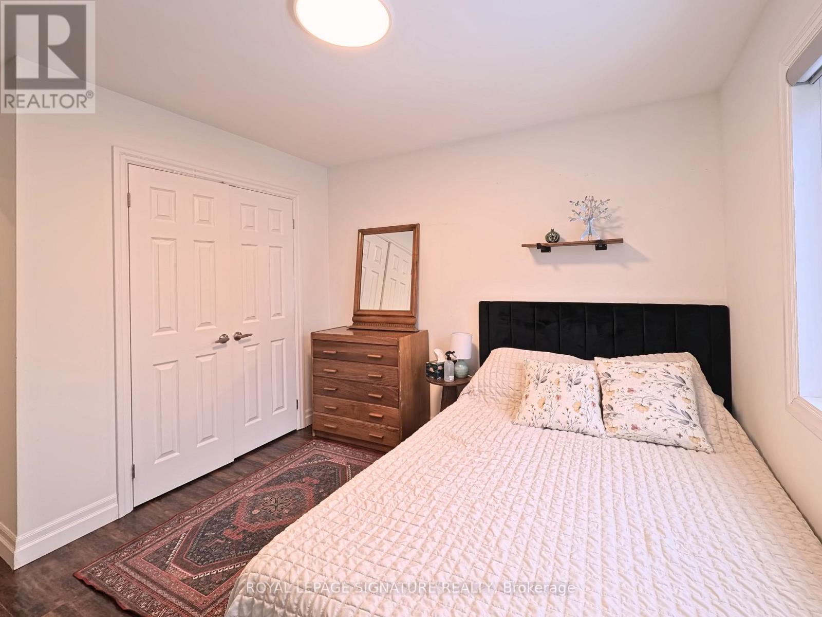 94 Meighen Avenue, Toronto, Ontario  M4B 2H7 - Photo 22 - E12867244