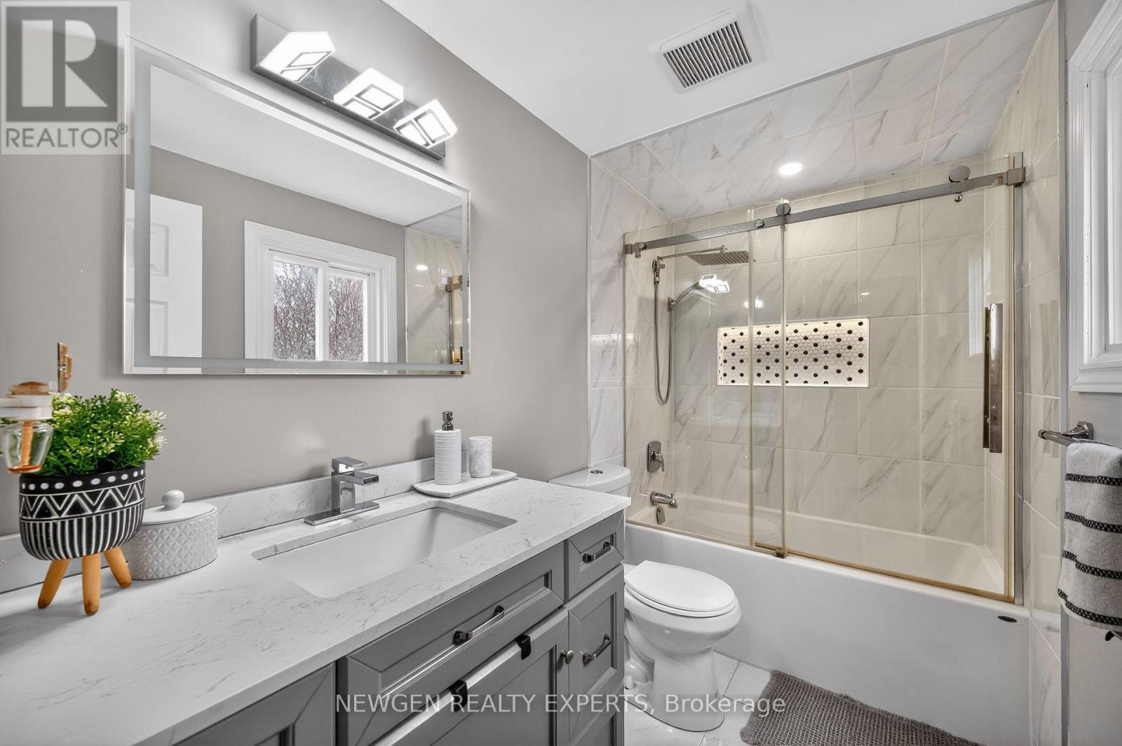 63 Faludon Drive, Halton Hills, Ontario  L7G 1H9 - Photo 29 - W12946556