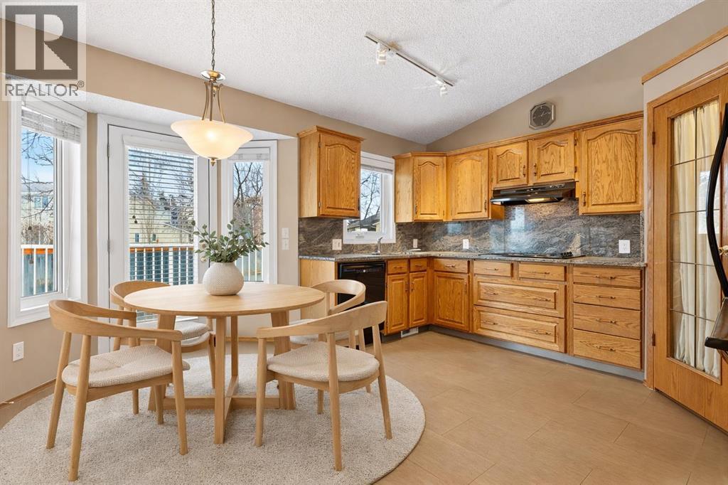 1208 Sunvista Way Se, Calgary, Alberta  T2X 3G1 - Photo 8 - A2289466