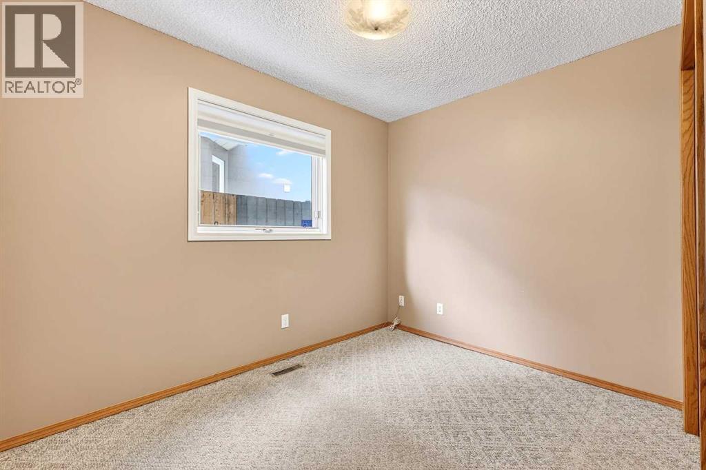 1208 Sunvista Way Se, Calgary, Alberta  T2X 3G1 - Photo 21 - A2289466