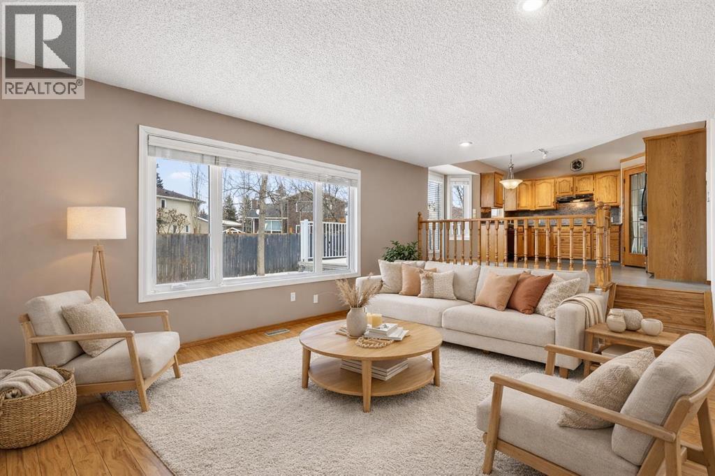 1208 Sunvista Way Se, Calgary, Alberta  T2X 3G1 - Photo 16 - A2289466