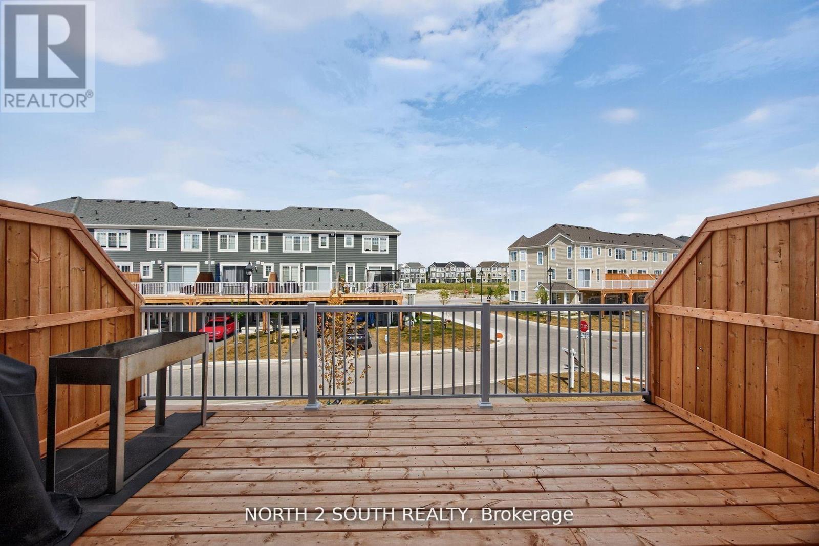 24 Abby Drive, Wasaga Beach, Ontario  L9Z 0K2 - Photo 12 - S12879594