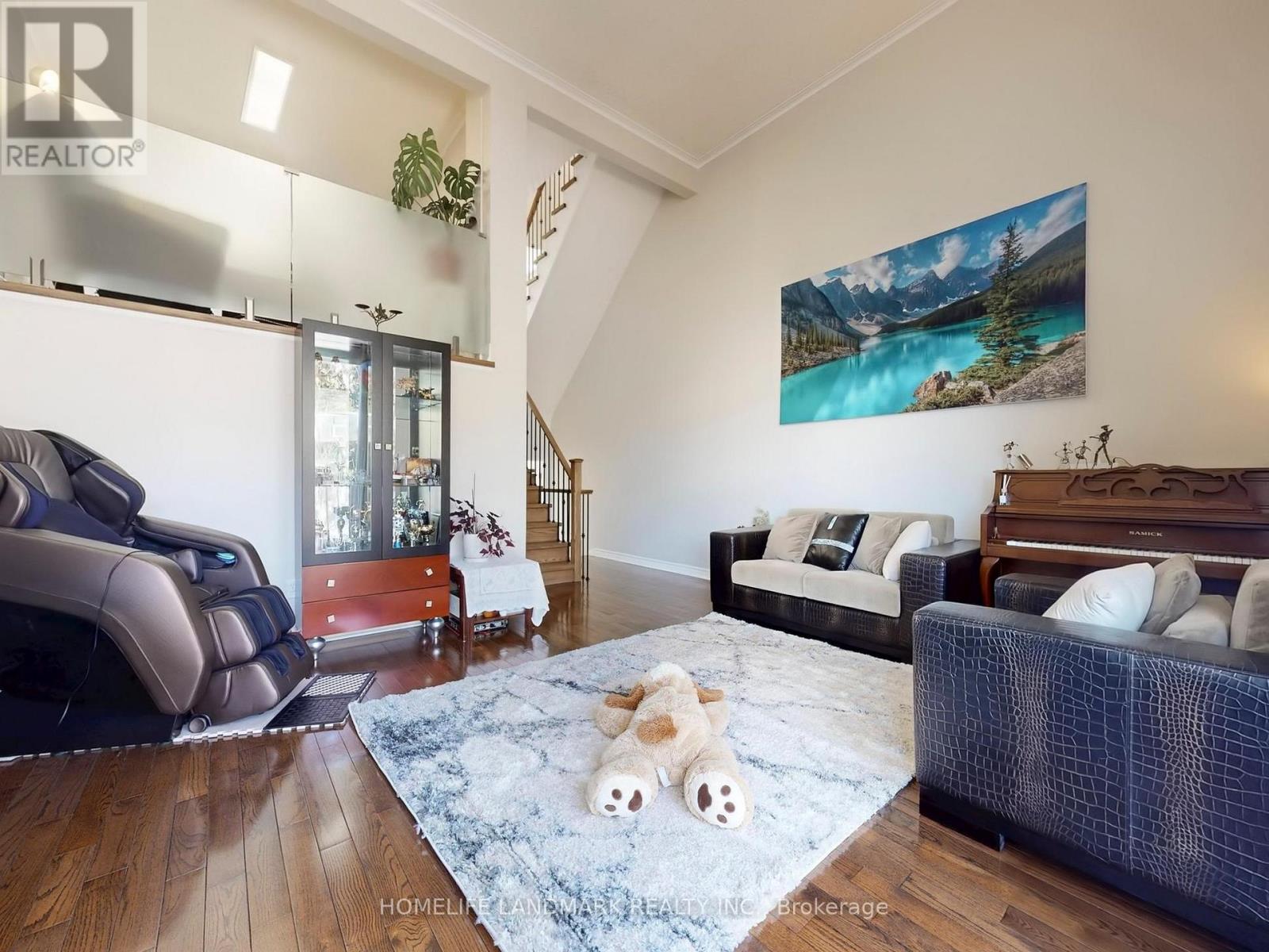 139 Chipwood Crescent, Toronto, Ontario  M2J 3X6 - Photo 9 - C12950768