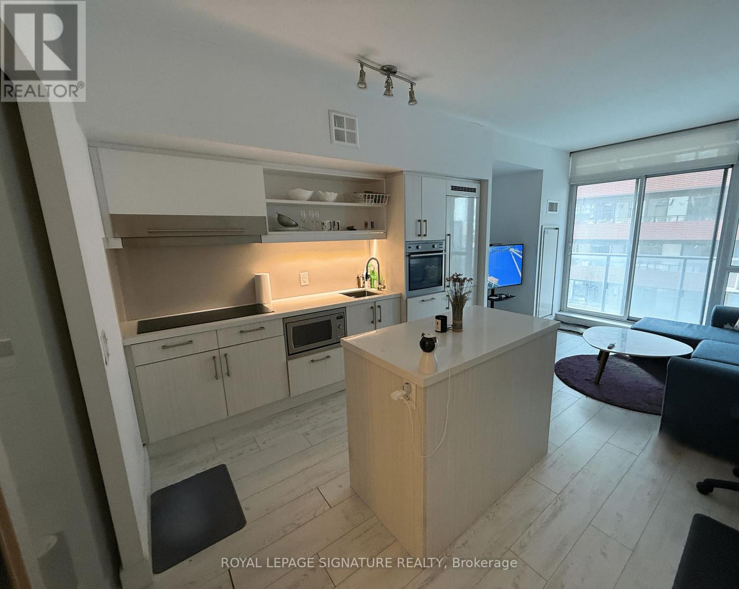 701 - 39 Sherbourne Street, Toronto, Ontario  M5A 0L8 - Photo 3 - C12950818