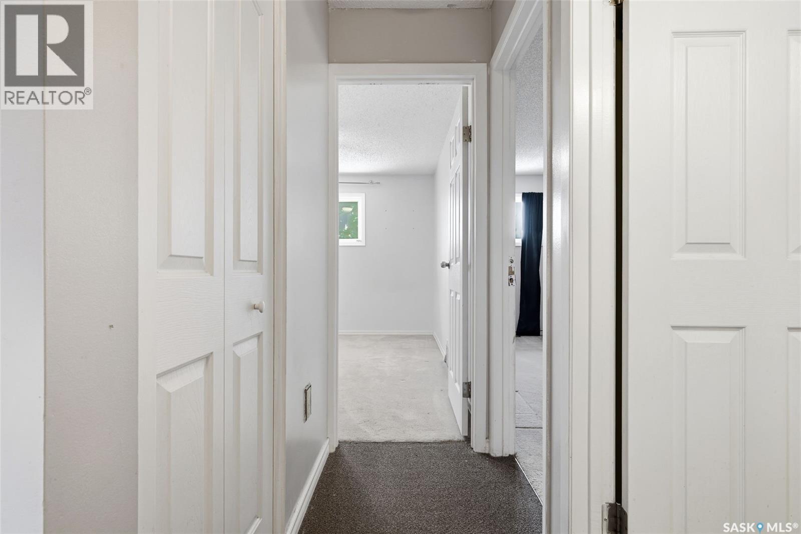 1130 12th Avenue N, Regina, Saskatchewan  S4R 7W7 - Photo 14 - SK031906