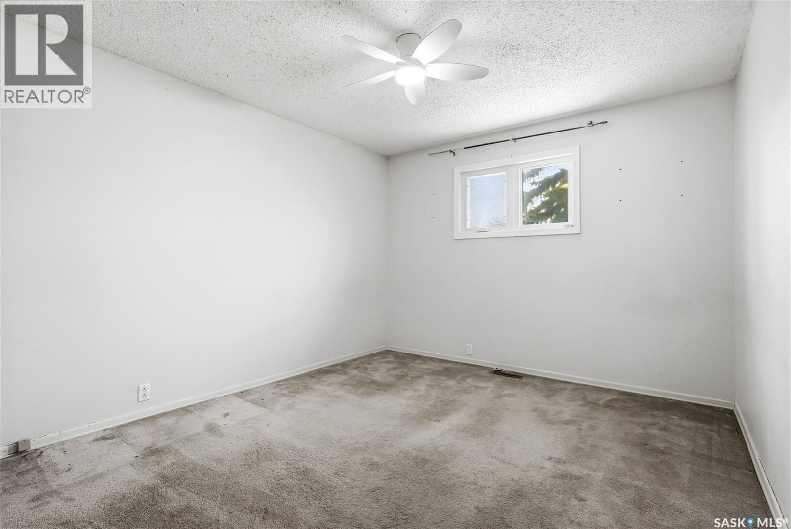 1130 12th Avenue N, Regina, Saskatchewan  S4R 7W7 - Photo 15 - SK031906