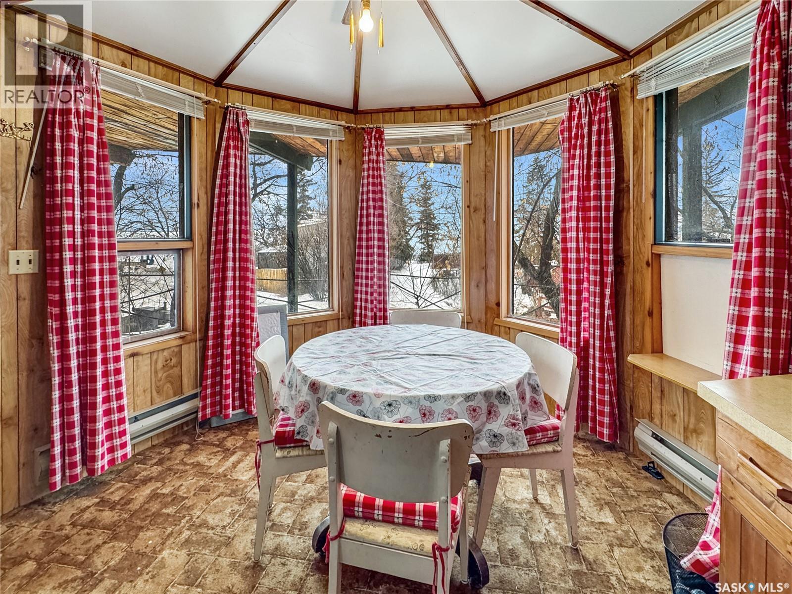 8591 Hunts Cove Crescent, Cochin, Saskatchewan  S0M 0L0 - Photo 4 - SK031781