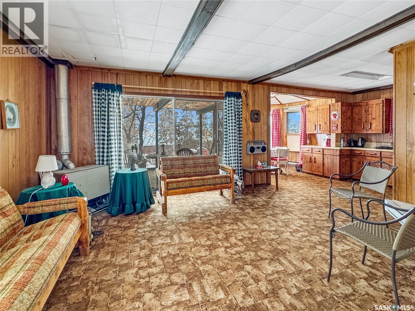 8591 Hunts Cove Crescent, Cochin, Saskatchewan  S0M 0L0 - Photo 8 - SK031781