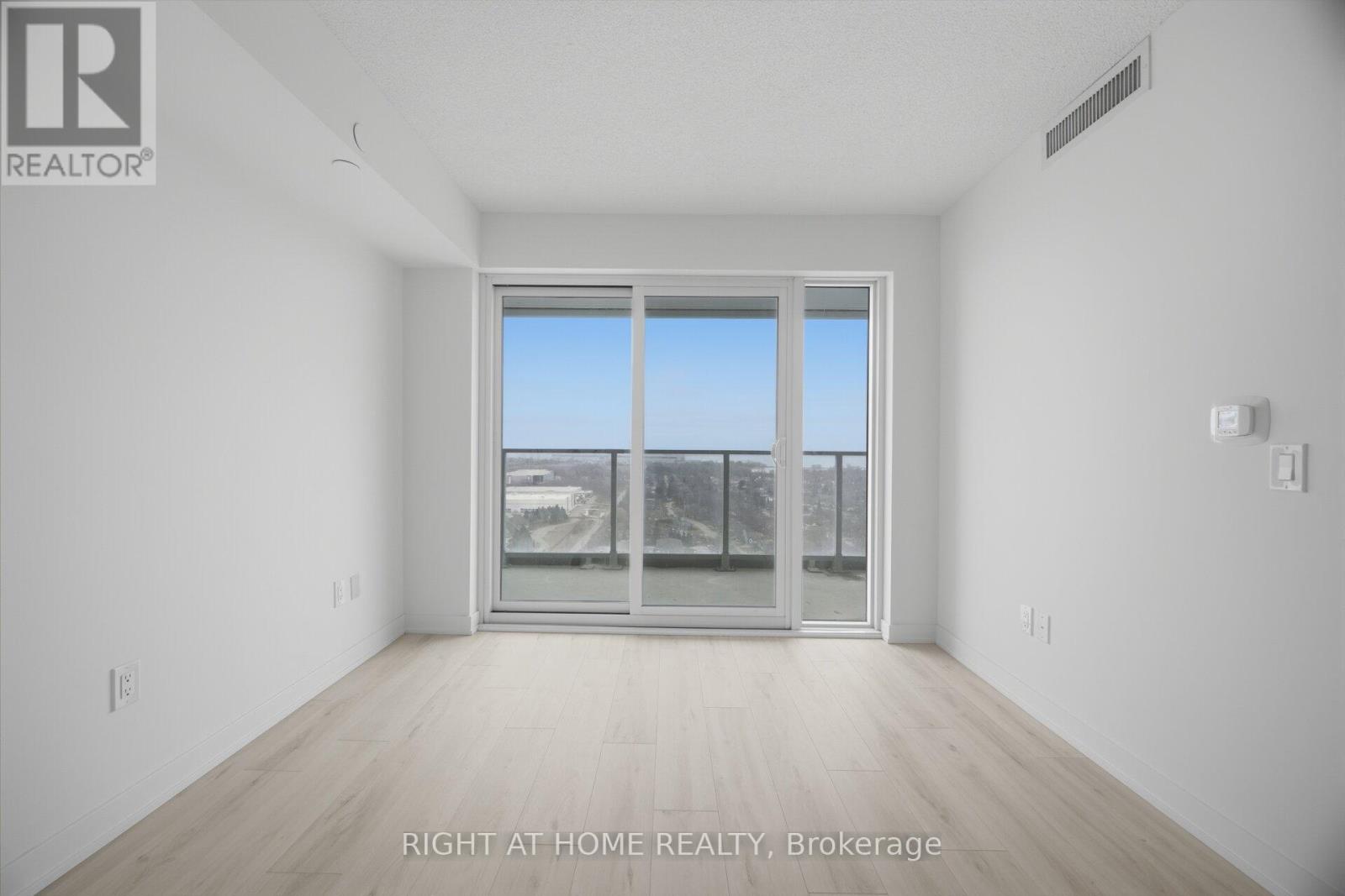 2307 - 1010 Sandy Beach Road, Pickering, Ontario  L1W 0C7 - Photo 14 - E12950748