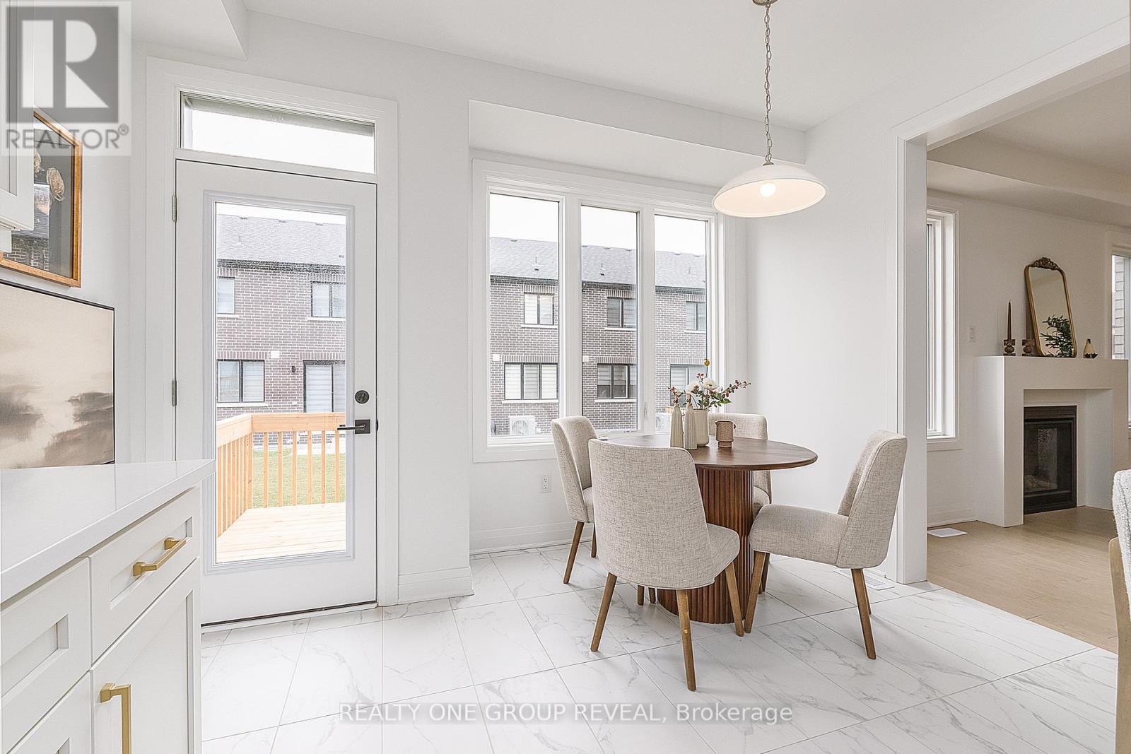 3376 Marchington Square, Pickering, Ontario  L1X 0T1 - Photo 13 - E12950866