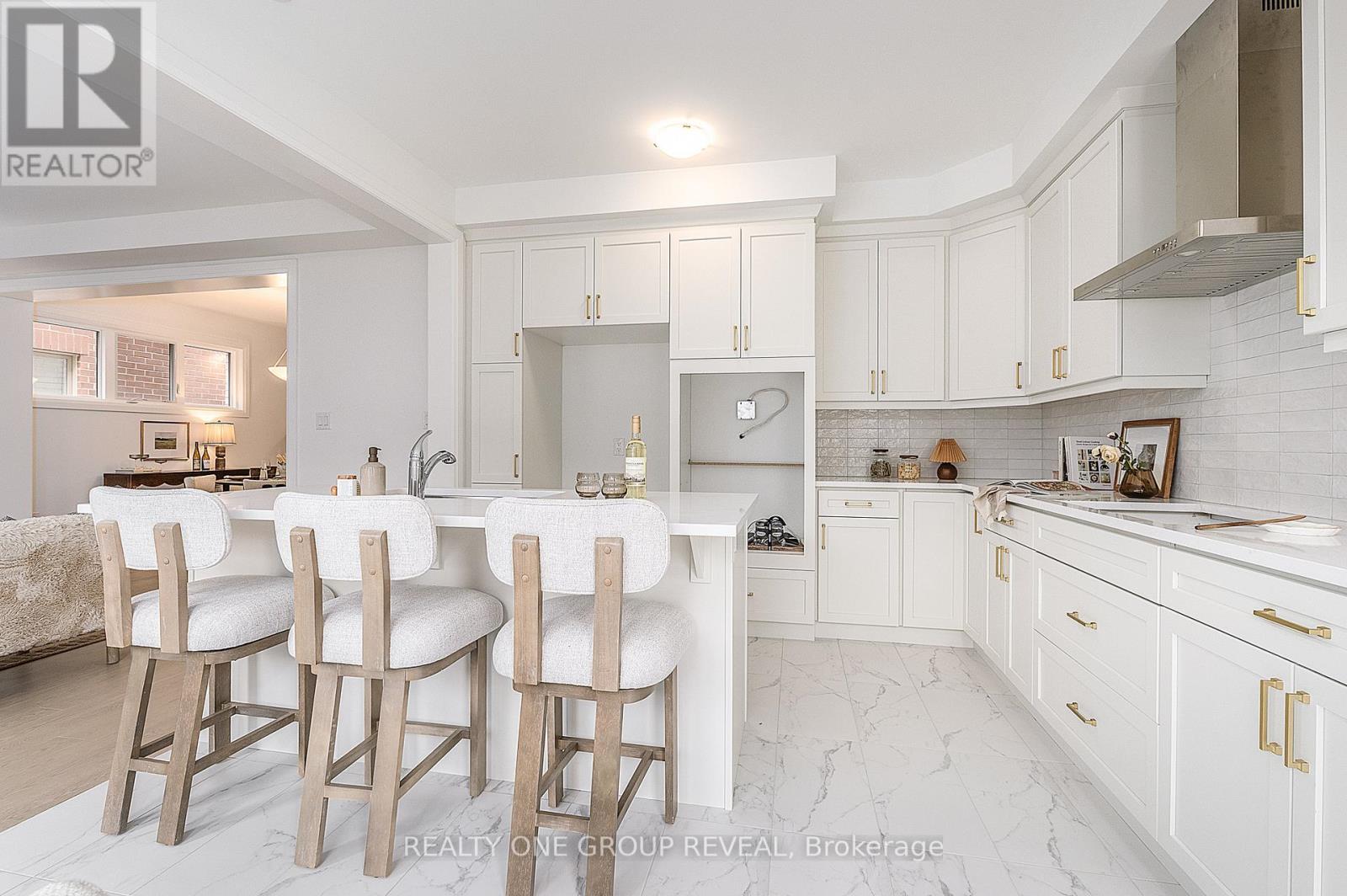 3376 Marchington Square, Pickering, Ontario  L1X 0T1 - Photo 14 - E12950866