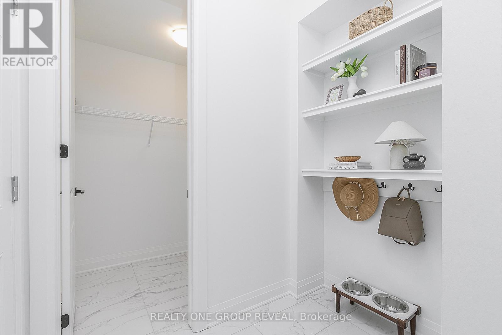 3376 Marchington Square, Pickering, Ontario  L1X 0T1 - Photo 17 - E12950866