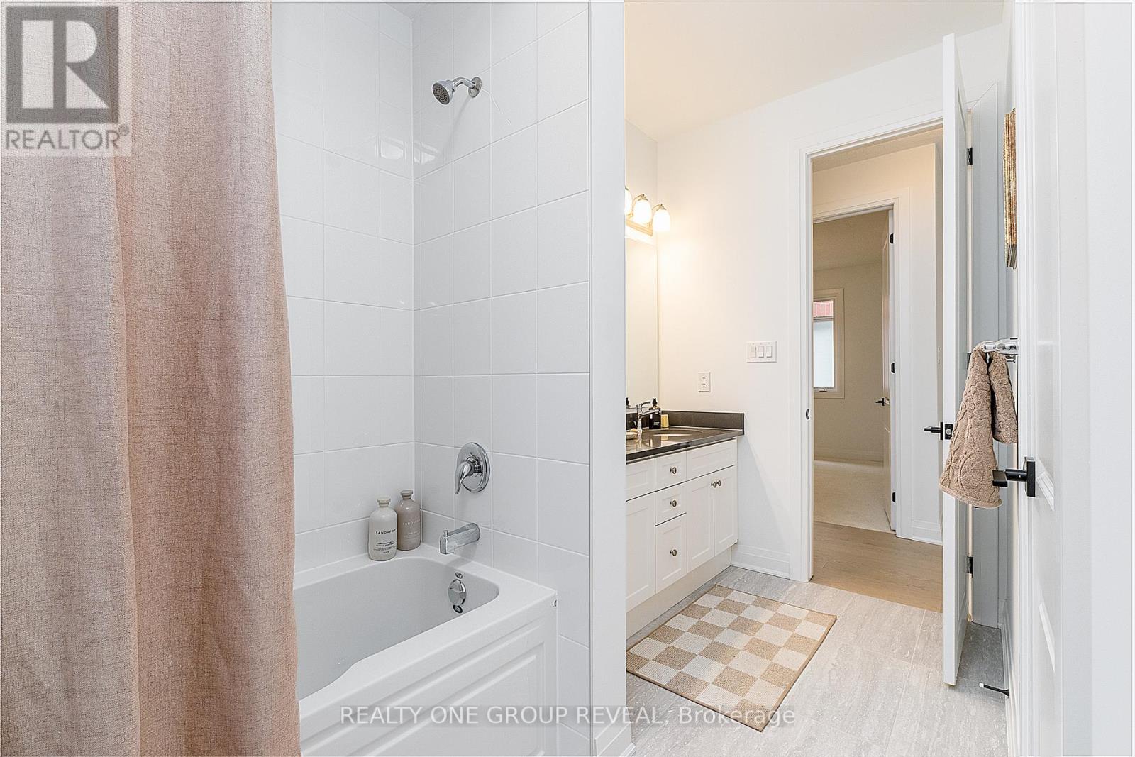 3376 Marchington Square, Pickering, Ontario  L1X 0T1 - Photo 24 - E12950866