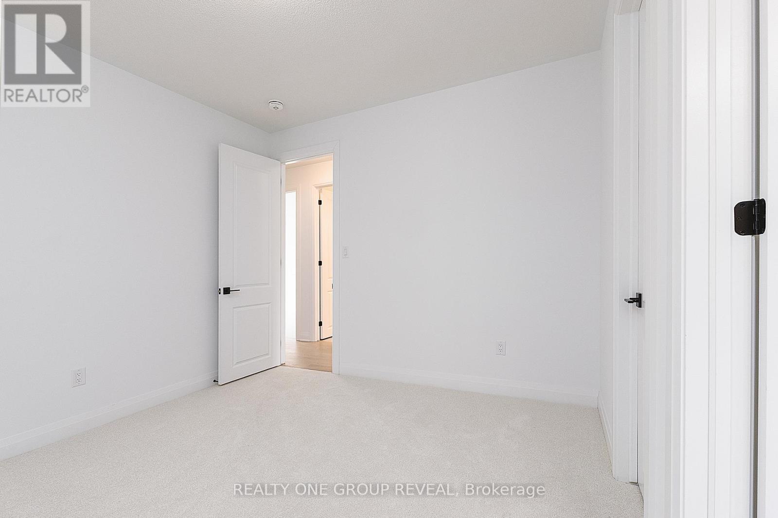 3376 Marchington Square, Pickering, Ontario  L1X 0T1 - Photo 27 - E12950866