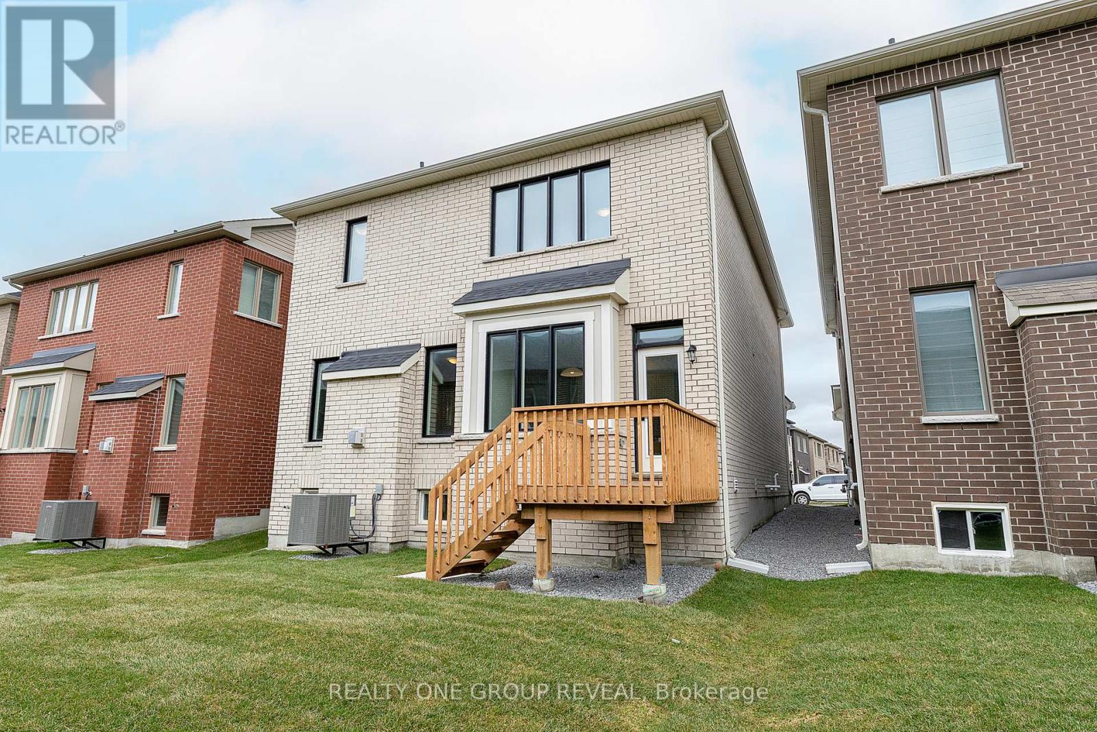 3376 Marchington Square, Pickering, Ontario  L1X 0T1 - Photo 40 - E12950866