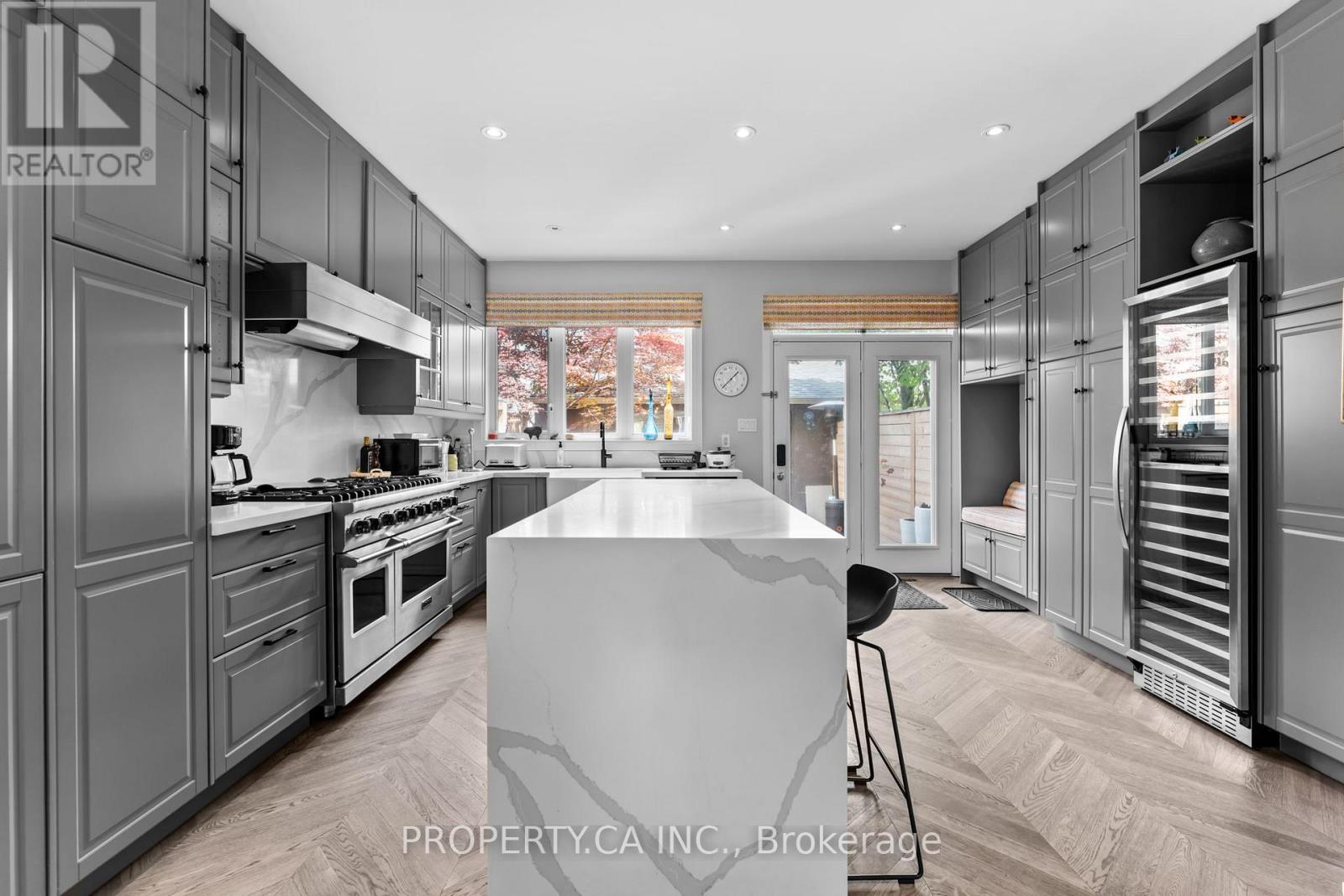 55 Northern Dancer Boulevard, Toronto, Ontario  M4L 2G6 - Photo 12 - E12950868