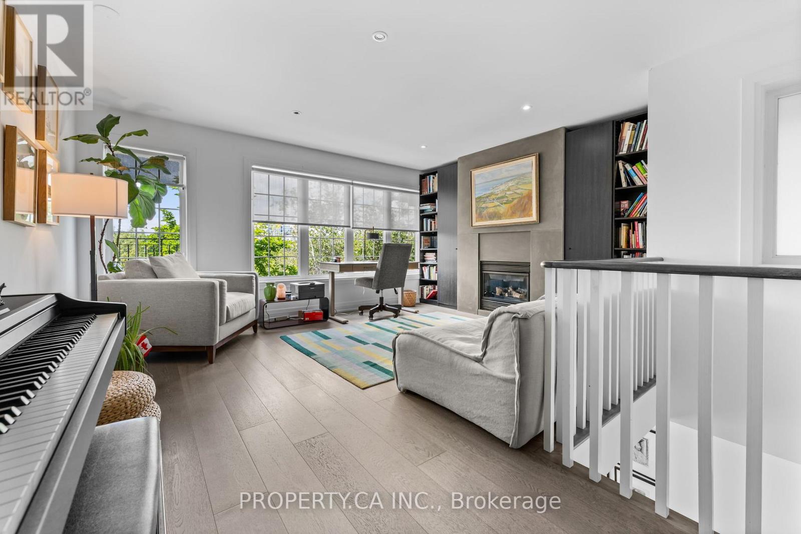 55 Northern Dancer Boulevard, Toronto, Ontario  M4L 2G6 - Photo 14 - E12950868