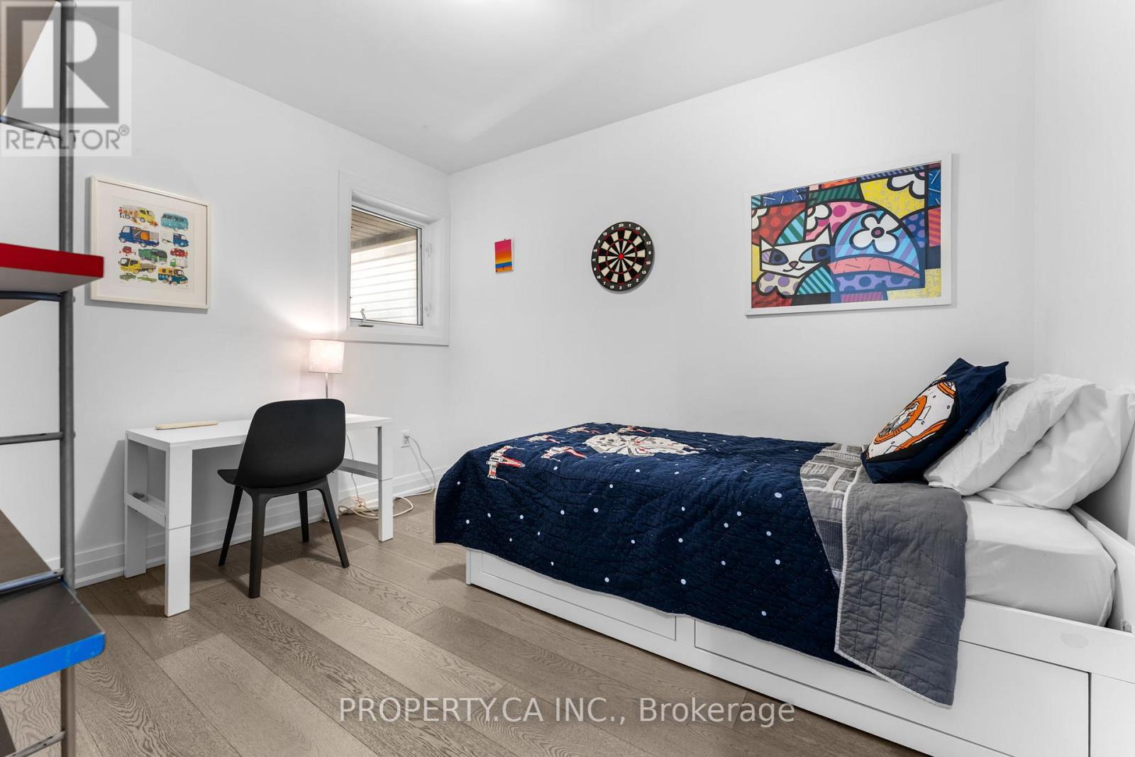 55 Northern Dancer Boulevard, Toronto, Ontario  M4L 2G6 - Photo 19 - E12950868