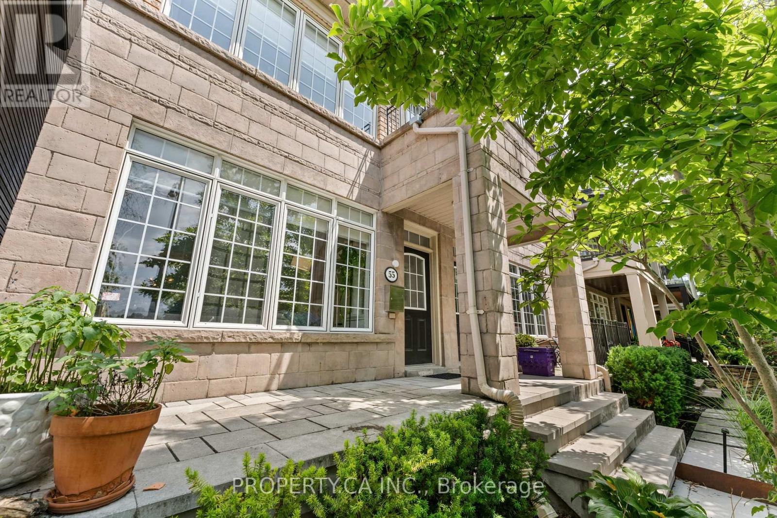 55 Northern Dancer Boulevard, Toronto, Ontario  M4L 2G6 - Photo 37 - E12950868