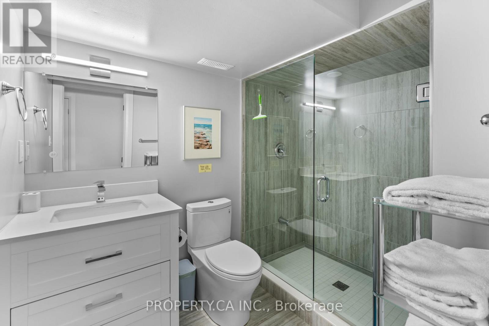 55 Northern Dancer Boulevard, Toronto, Ontario  M4L 2G6 - Photo 38 - E12950868