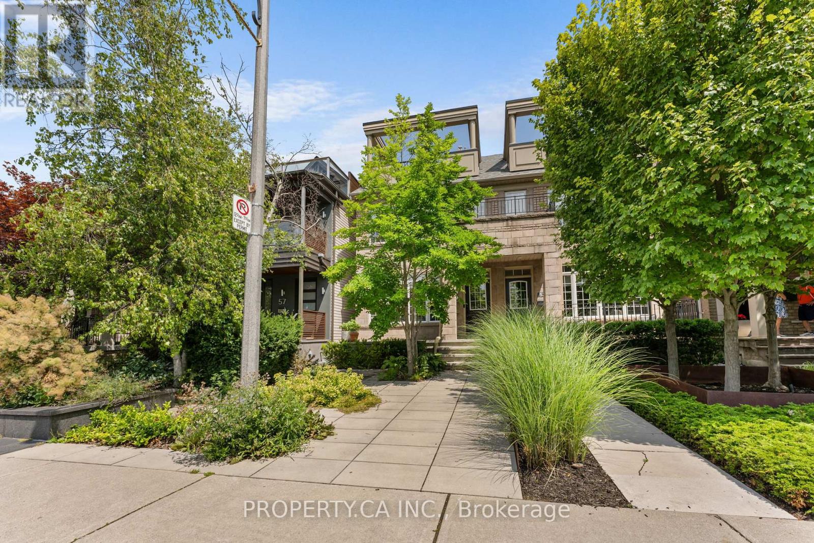 55 Northern Dancer Boulevard, Toronto, Ontario  M4L 2G6 - Photo 39 - E12950868