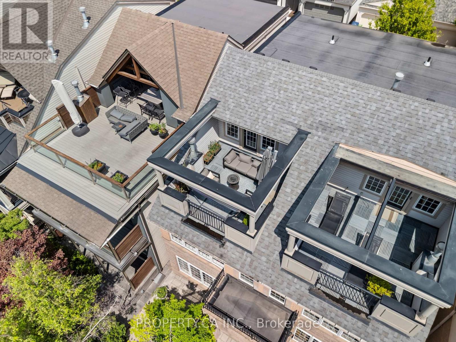 55 Northern Dancer Boulevard, Toronto, Ontario  M4L 2G6 - Photo 44 - E12950868