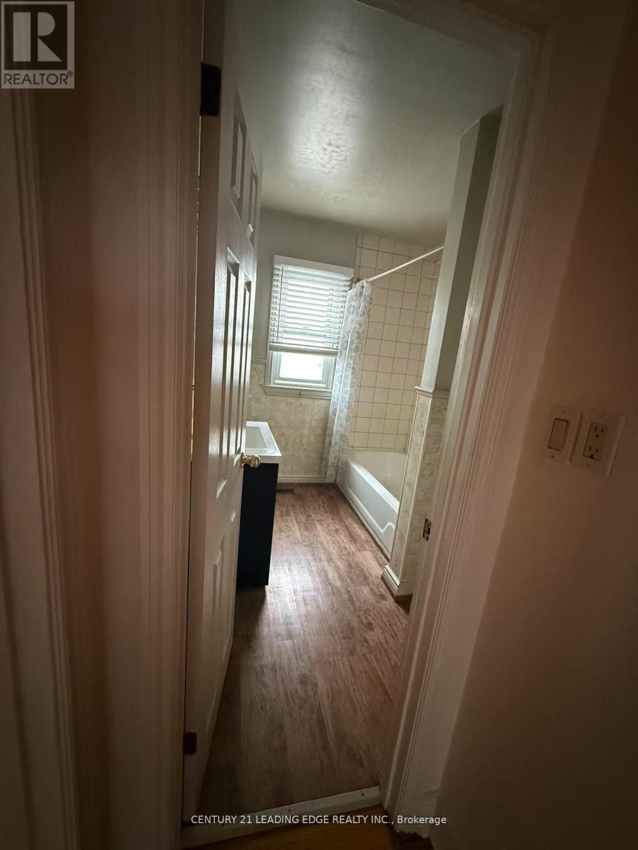 2nd Floor - 364 Wilson Road S, Oshawa, Ontario  L1H 6C7 - Photo 7 - E12950922