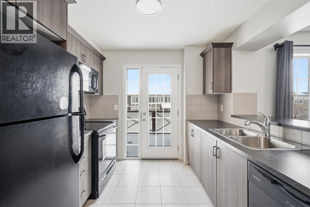 11 Windford Crescent SW, Airdrie, Alberta  T4B 4A4 - Photo 9 - A2294396